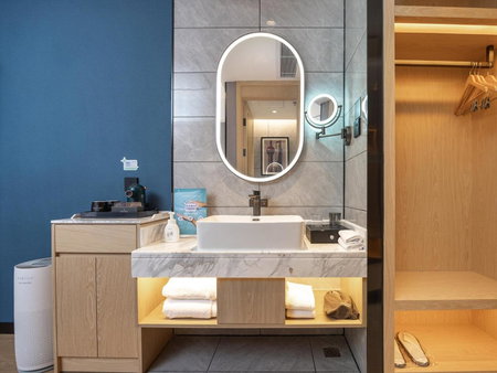 Country Inn & Suites by Radisson Shenzhen International Convention and Exhibition Center, Minzhu, China
