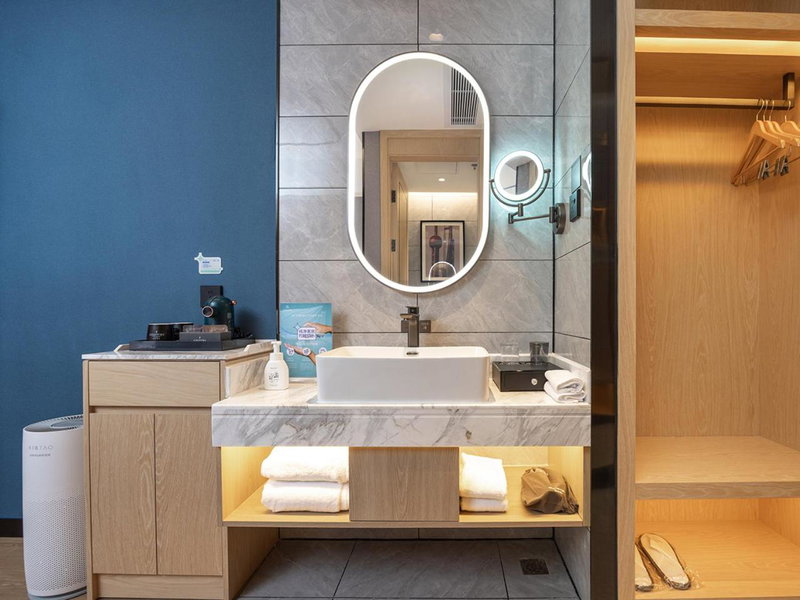 Country Inn & Suites by Radisson Shenzhen International Convention and Exhibition Center, Minzhu, China