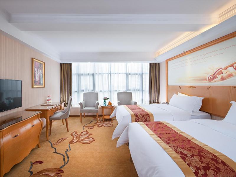 Vienna Hotel Shenzhen Gongming Huafa North Road, Xitian, Китай