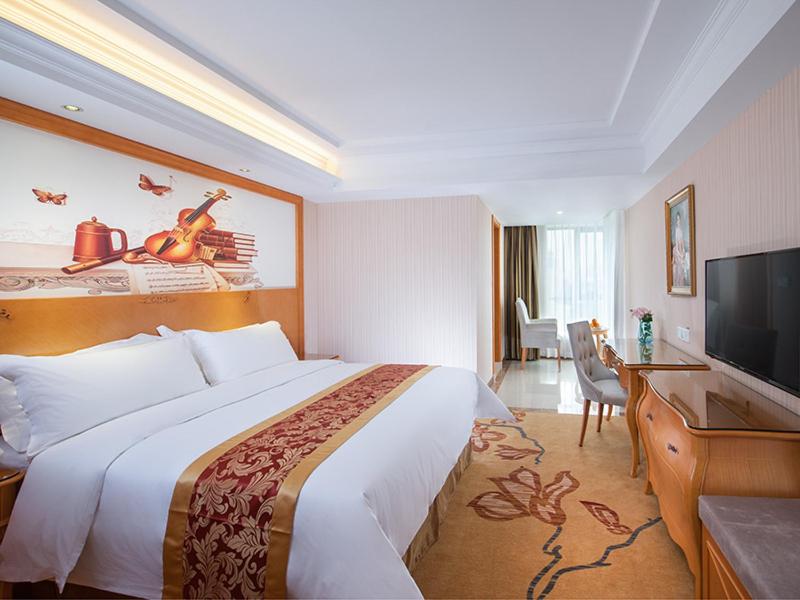 Vienna Hotel Shenzhen Gongming Huafa North Road, Xitian, Китай