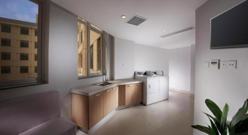 Holiday Inn Express Yangzhou City Center By IHG, Yangzhou, China