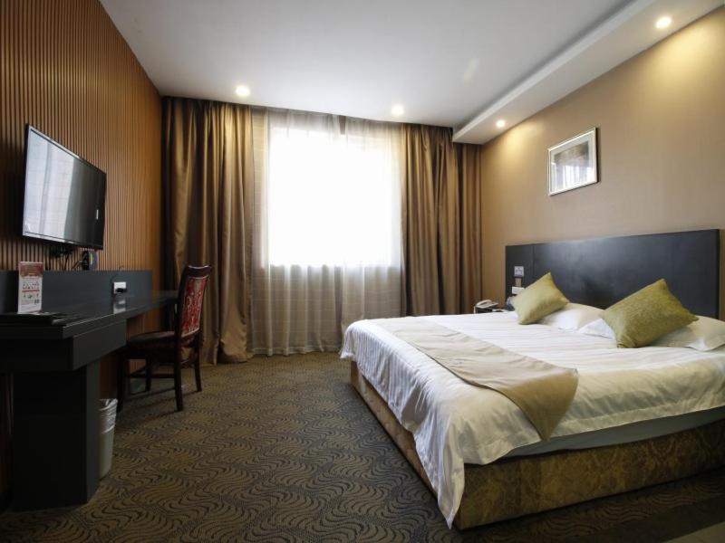 GreenTree Inn WenZhou LuCheng XiaoNanMen Express Hotel, Wenzhou, China