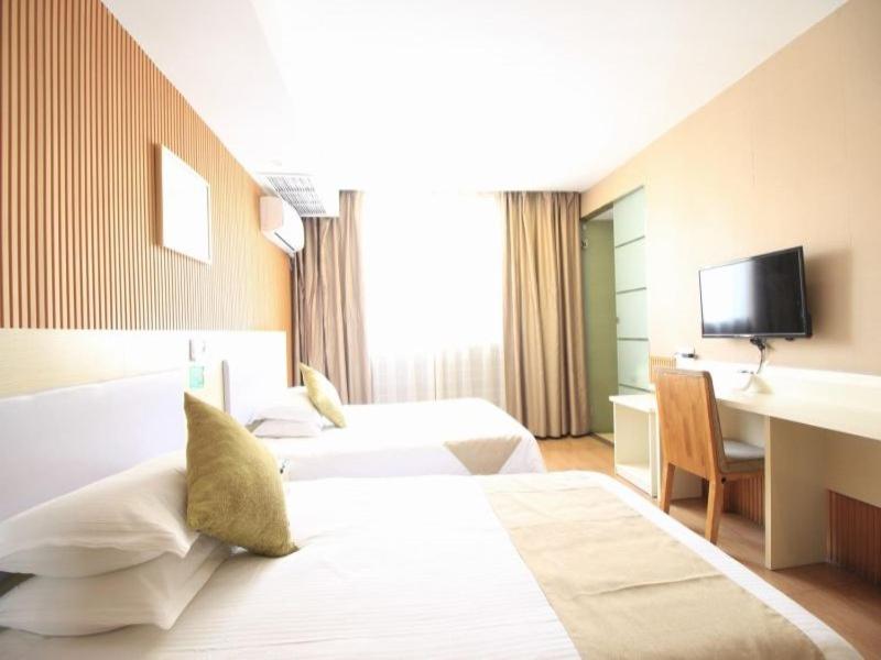 GreenTree Inn WenZhou LuCheng XiaoNanMen Express Hotel, Wenzhou, China