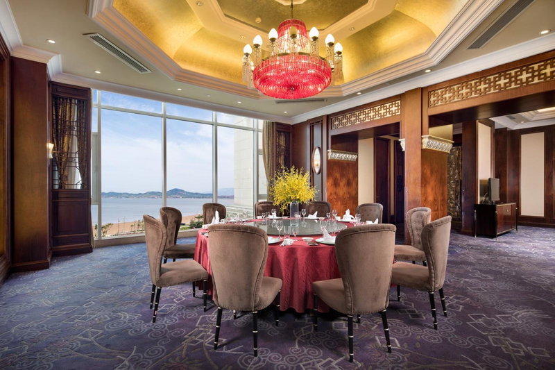 Crowne Plaza Ocean Spring Resort by IHG, Qingdao, China