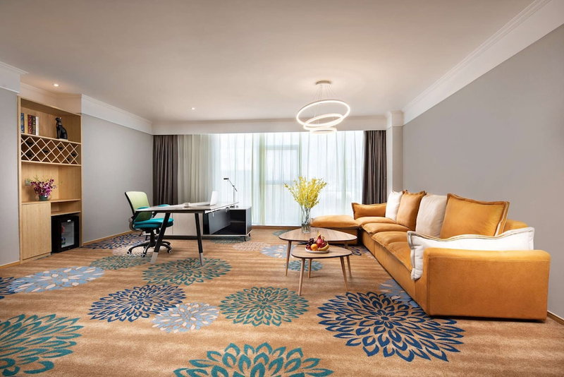 Ramada Encore Wyndham Linyi, Linyi, Китай