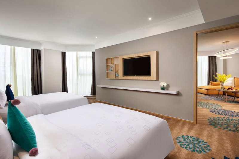 Ramada Encore Wyndham Linyi, Linyi, Китай