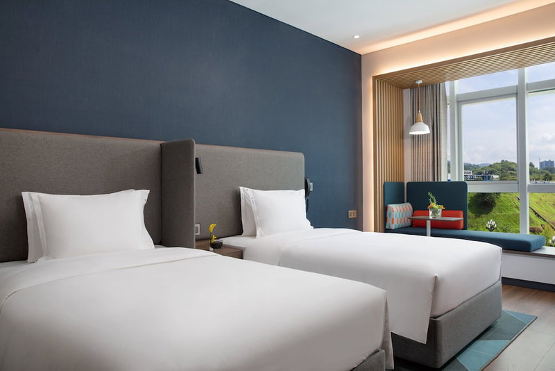Holiday Inn Express Yibin by IHG, Yibin, China