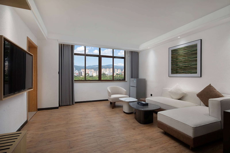 Microtel By Wyndham Xishuangbanna City Center, Xishuangbanna Dai, China