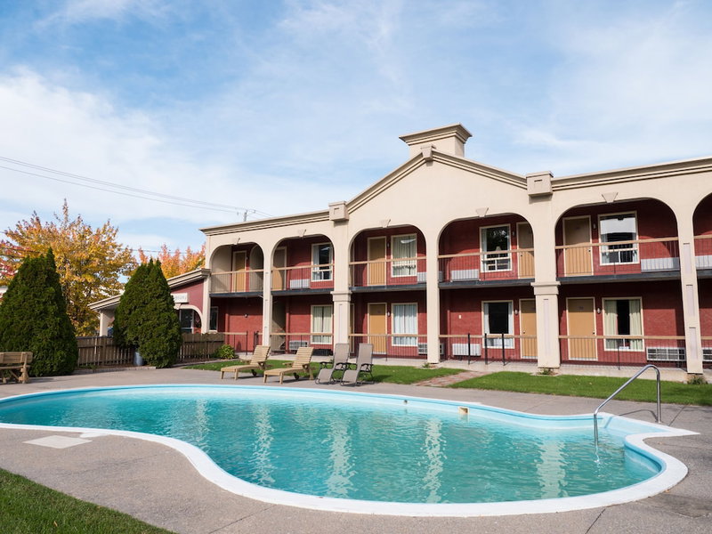 Motel LeClassique, Saint-Charles-Borromée, Канада