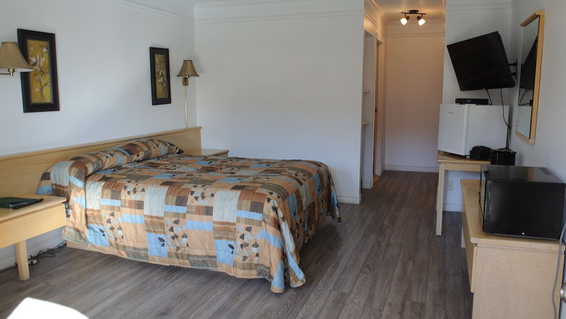 Motel LeClassique, Saint-Charles-Borromée, Канада