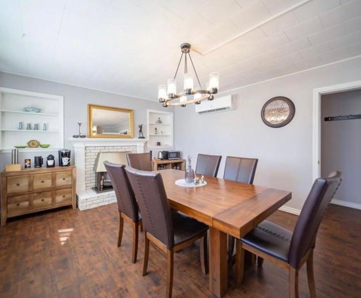 Chez Nous, Cornwall, Canada