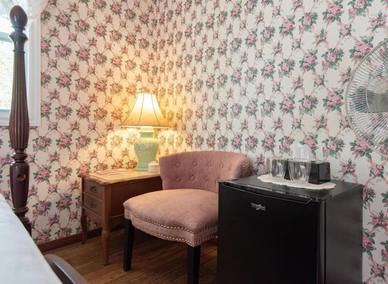 Chez Nous, Cornwall, Canada