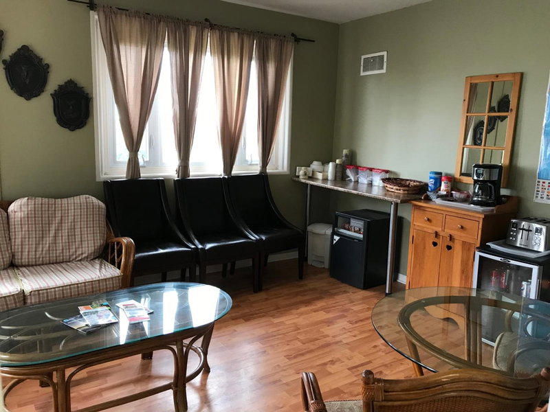 Cardinal Court Motel, Saint Thomas, Canadá