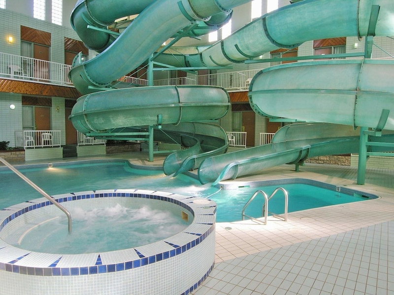 Tropical Inn, North Battleford, Canada