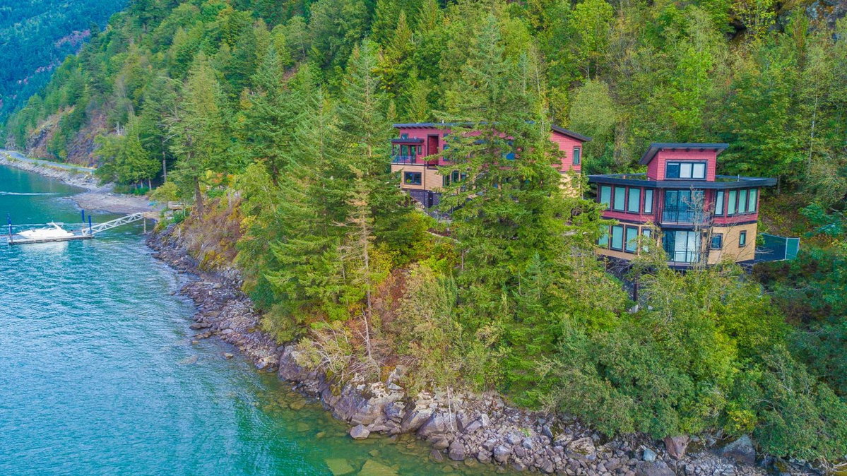 Hotel · The Lodge on Harrison Lake, Harrison Hot Springs