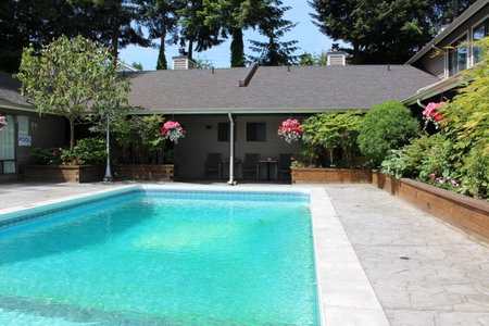 Sunshine Lodge Inn, Gibsons, Canada