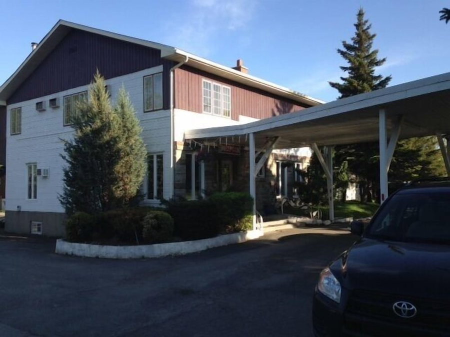 Motel Le Paysan, Montreal, Канада