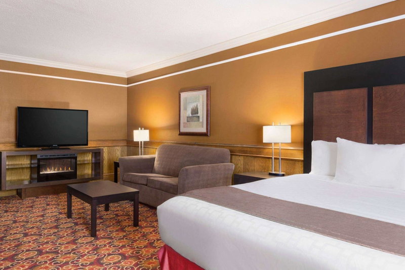 Travelodge by Wyndham Meadow Lake, Meadow Lake, Canada