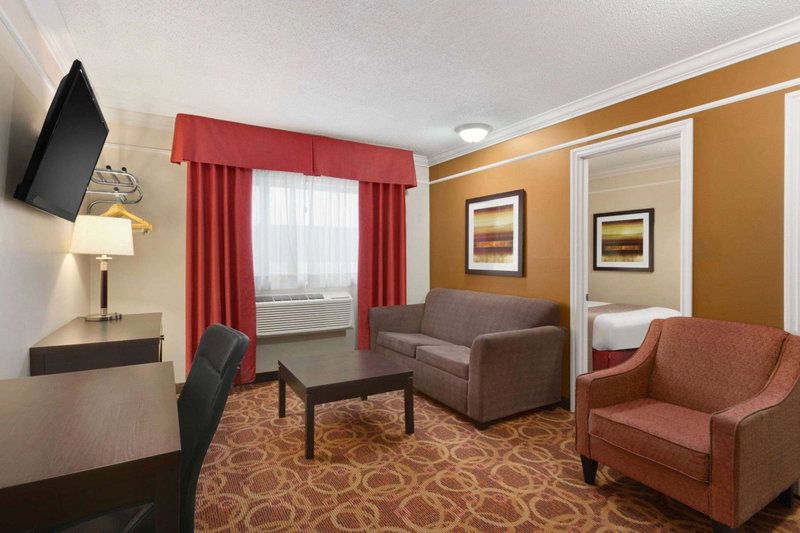 Travelodge by Wyndham Meadow Lake, Meadow Lake, Canada