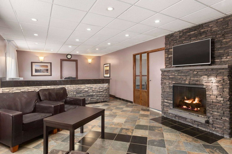 Travelodge by Wyndham Meadow Lake, Meadow Lake, Canada