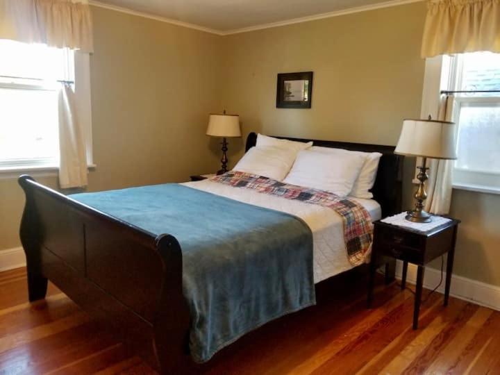 Sunny Home B&B, Charlottetown, Canada