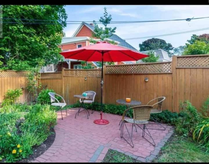 Sunny Home B&B, Charlottetown, Canada