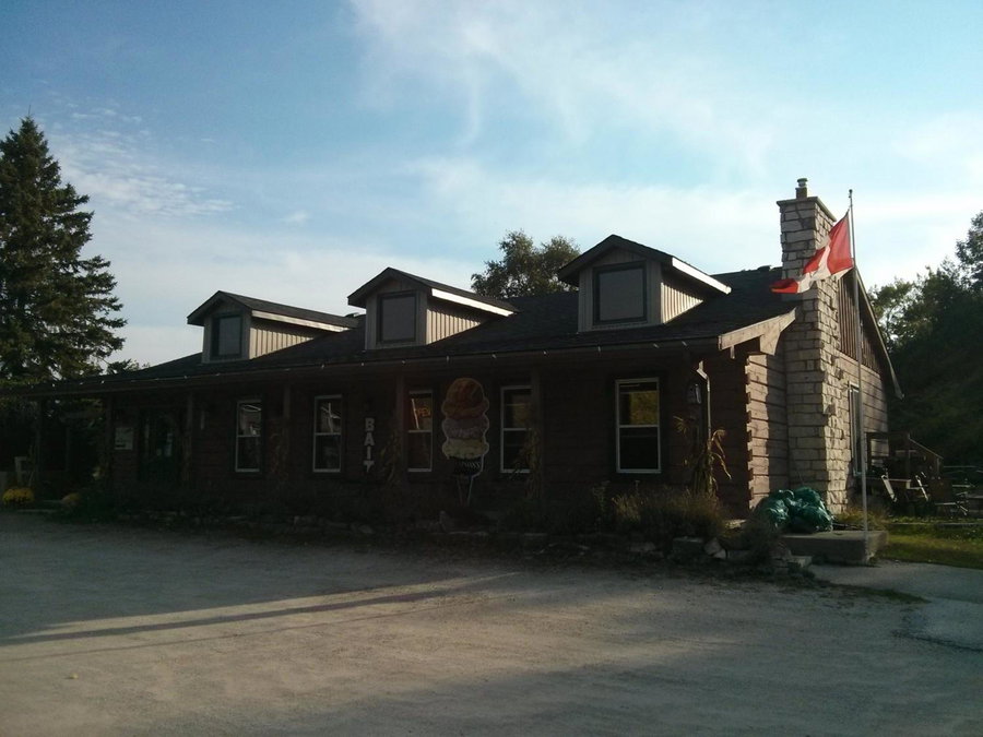 The Spirit Rock Outpost & Lodge, Wiarton, Canada