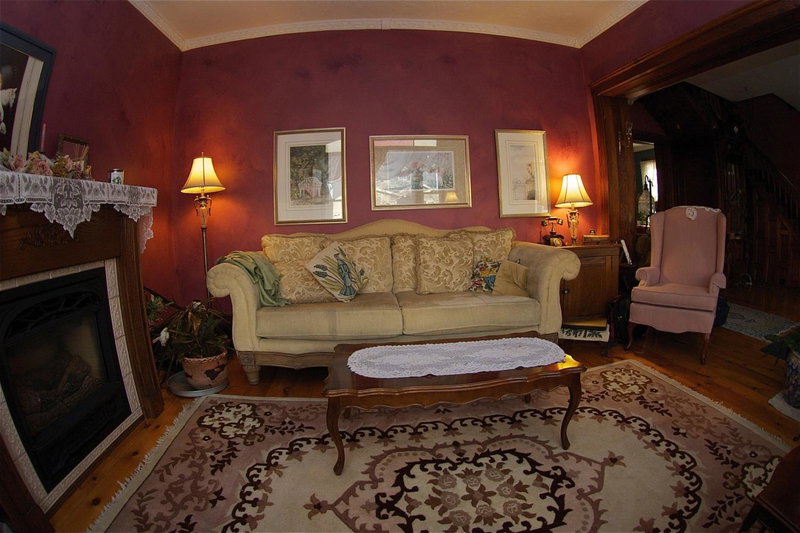 Bondy House Bed & Breakfast, Amherstburg, Canada