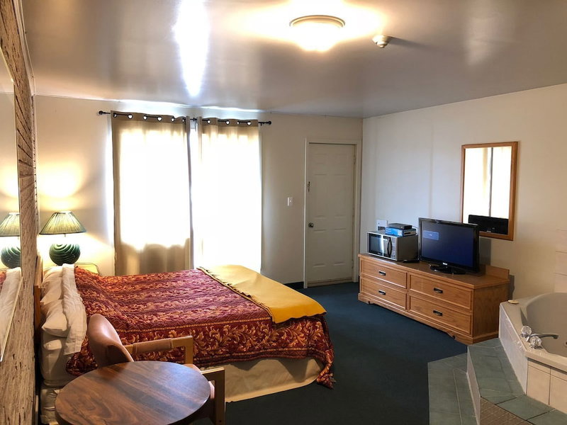Spanish River Inn, Spanish, Canada