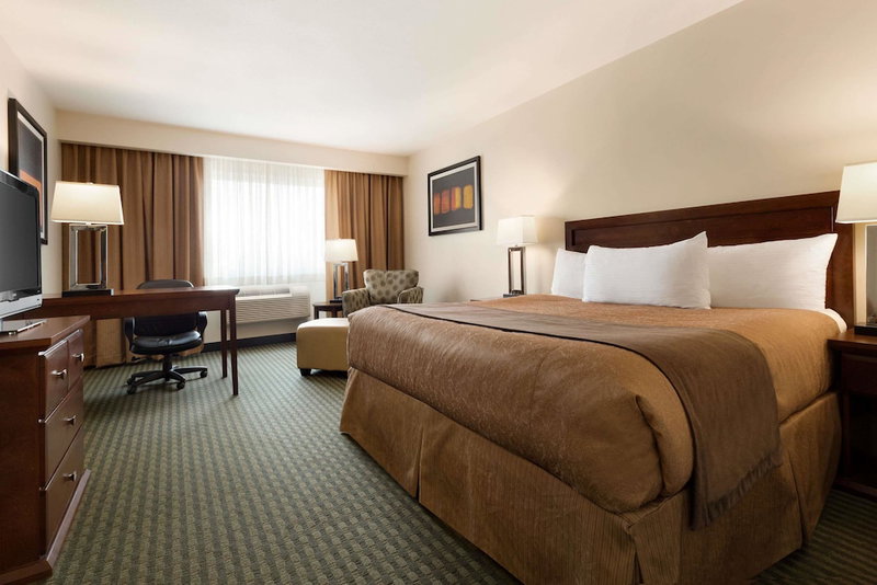 Travelodge by Wyndham Weyburn, Weyburn, Canadá