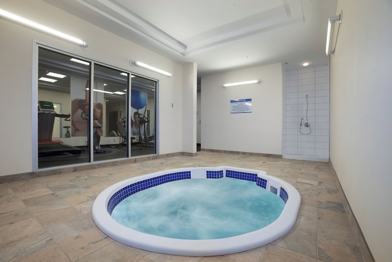 Travelodge by Wyndham Weyburn, Weyburn, Canadá