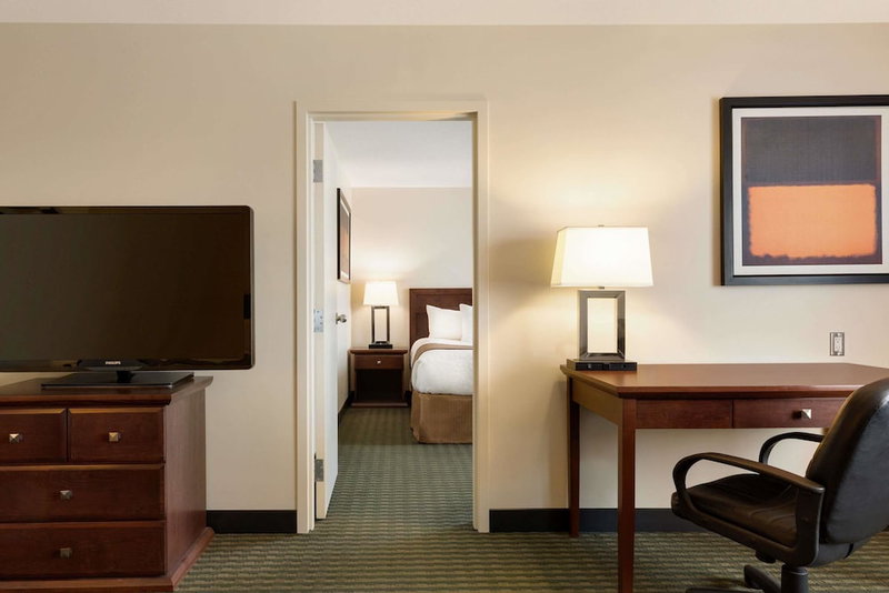 Travelodge by Wyndham Weyburn, Weyburn, Canadá