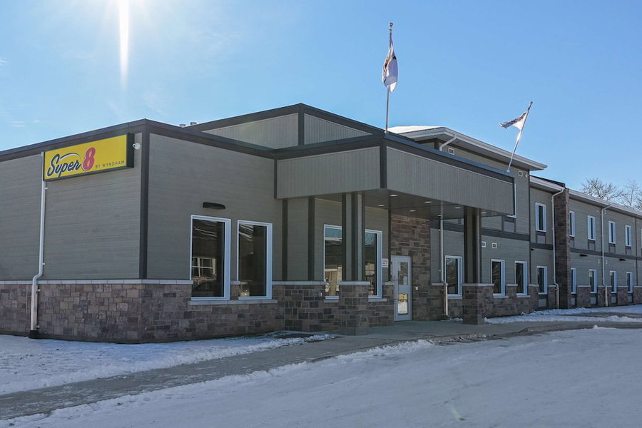 Super 8 by Wyndham Moosonee, Moosonee, Canada