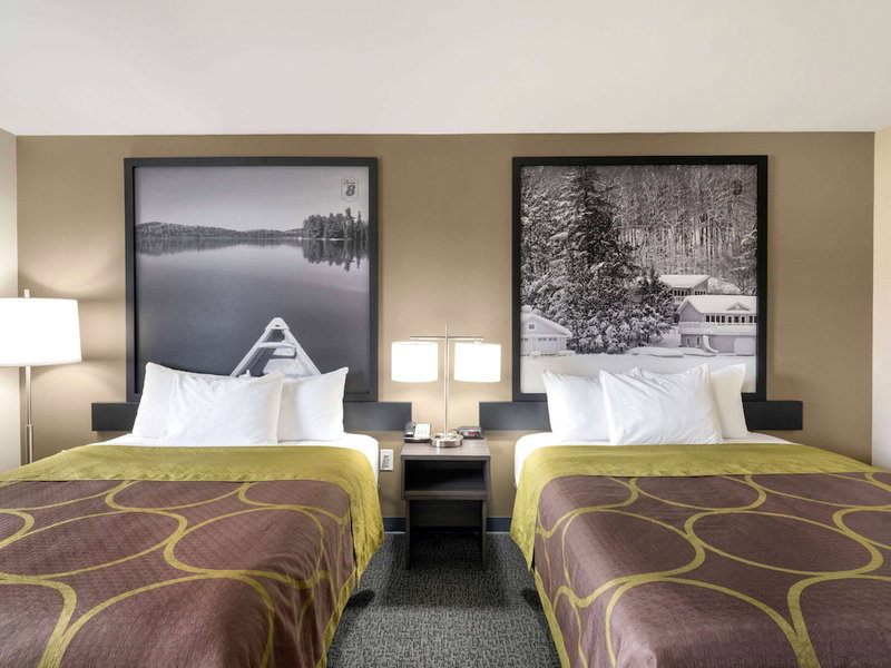 Super 8 by Wyndham Moosonee, Moosonee, Canada