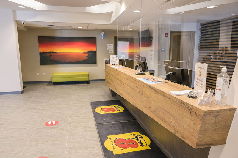 Super 8 by Wyndham Moosonee, Moosonee, Canada