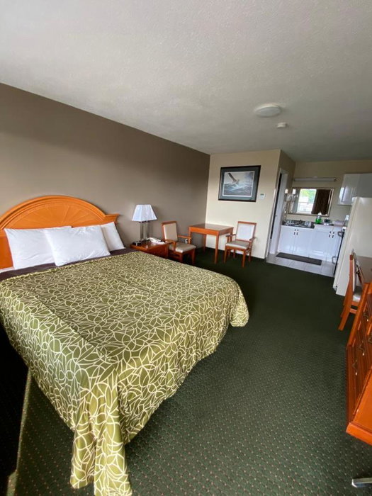 Angus Inn Motel, Angus, Canada