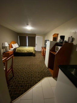 Angus Inn Motel, Angus, Canada
