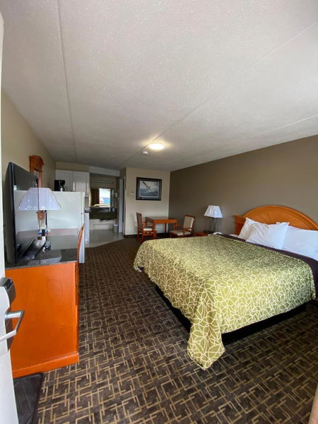 Angus Inn Motel, Angus, Canada