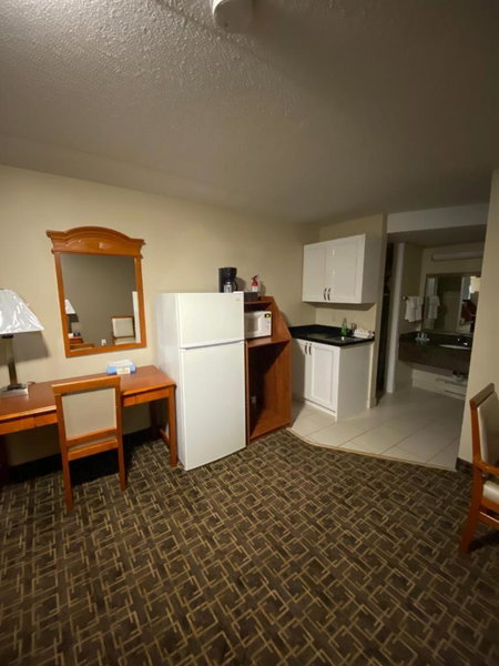 Angus Inn Motel, Angus, Canada