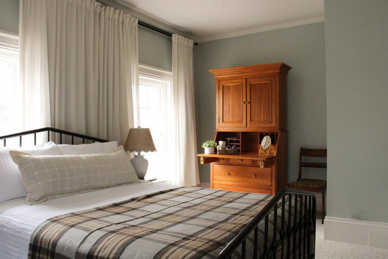 The Cooper's Inn, Shelburne, Canada