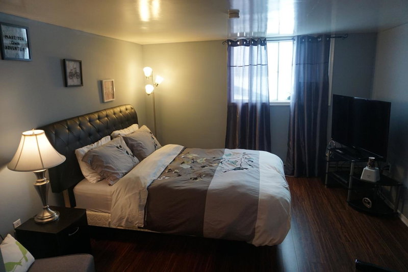 Shenstone Motor Inn, Wiarton, Canada