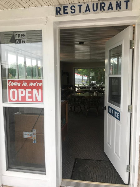 Shenstone Motor Inn, Wiarton, Canada