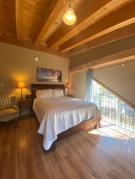 Timber House Resort, Quinte West, Canada