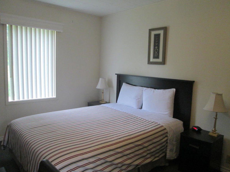 Edgewater Motel and Campground, Temiskaming Shores, Canada