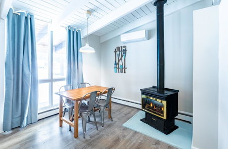 2BR Boutique Suite #8, Blue Mountains, Kanada