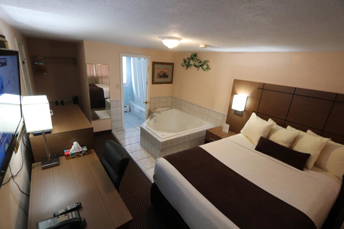 Hotel · Motel 6 Campbellford, ON, Campbellford