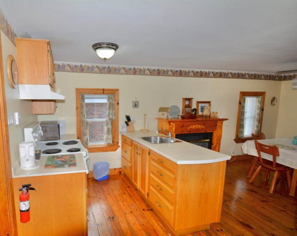 Dewar’s Inn and Cottages, Prescott, Canada