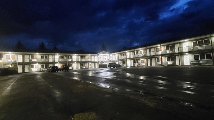 Shoreside Inn & Suites, Wabamun, Canada