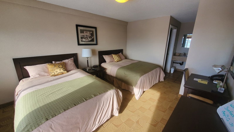 Shoreside Inn & Suites, Wabamun, Canada