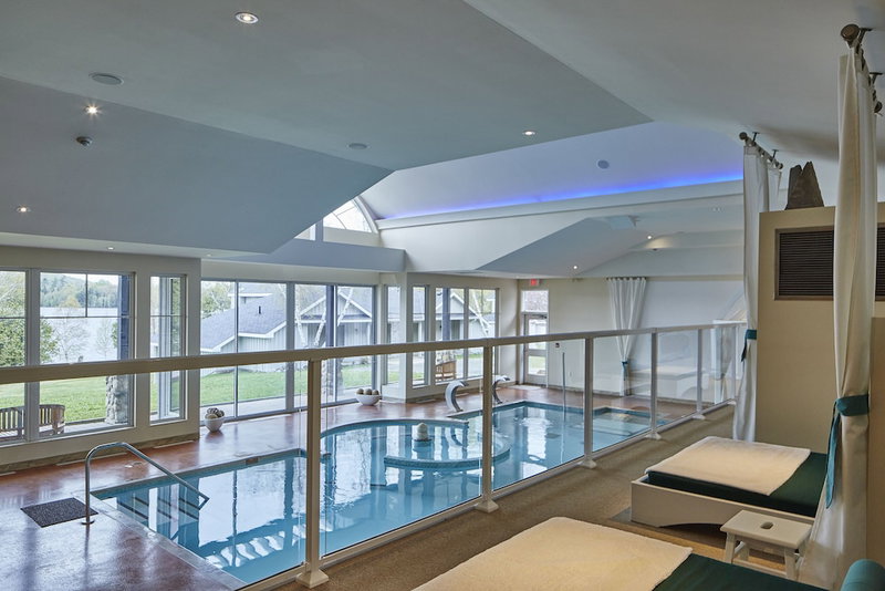 Sir Sam's Inn & Waterspa - Adults Only, Dysart et al, Canada